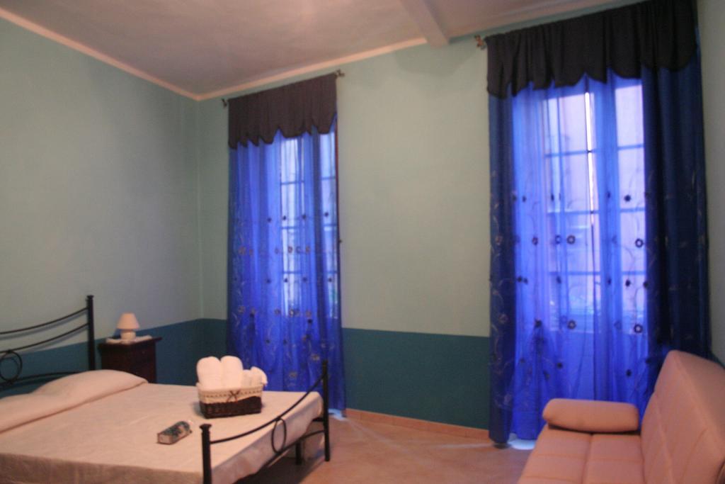 B&B Su Maimoni Iglesias Ruang foto