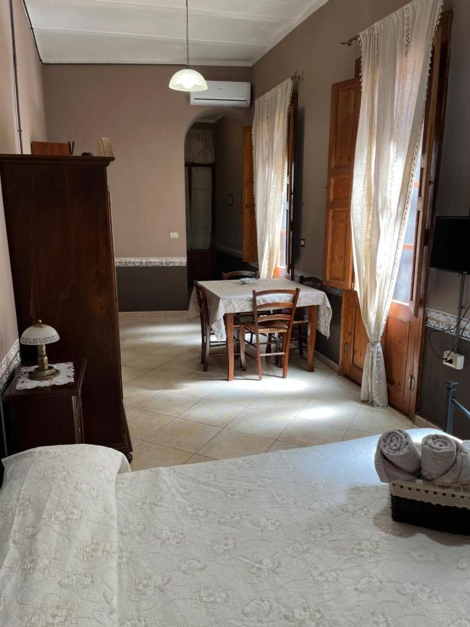 B&B Su Maimoni Iglesias Bagian luar foto