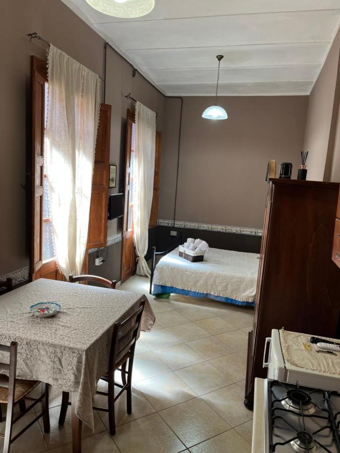 B&B Su Maimoni Iglesias Bagian luar foto
